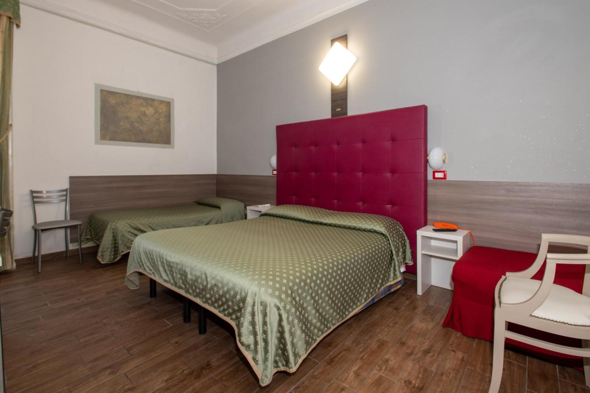 Hotel Piola Milan Luaran gambar