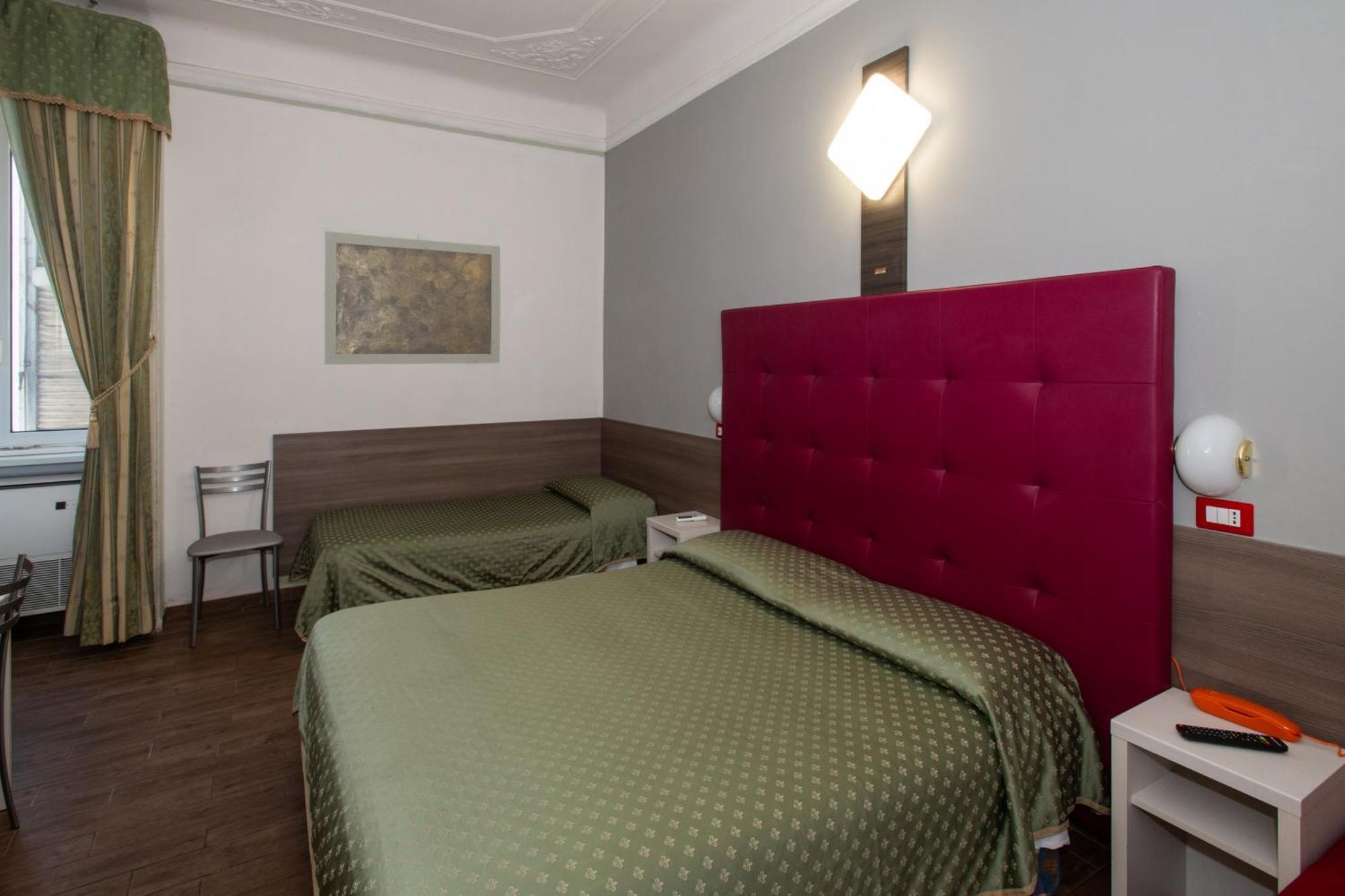 Hotel Piola Milan Luaran gambar